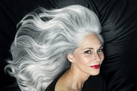 Cheveux blancs mode