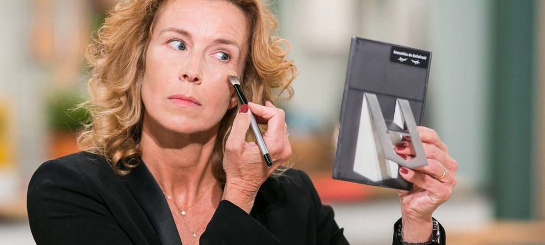 anouchka de bellefroid, Comment densifier le regard, 50 ans, tuto maquillage