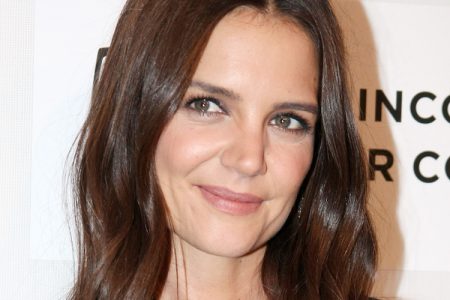 katie holmes jeugdige uiterlijk