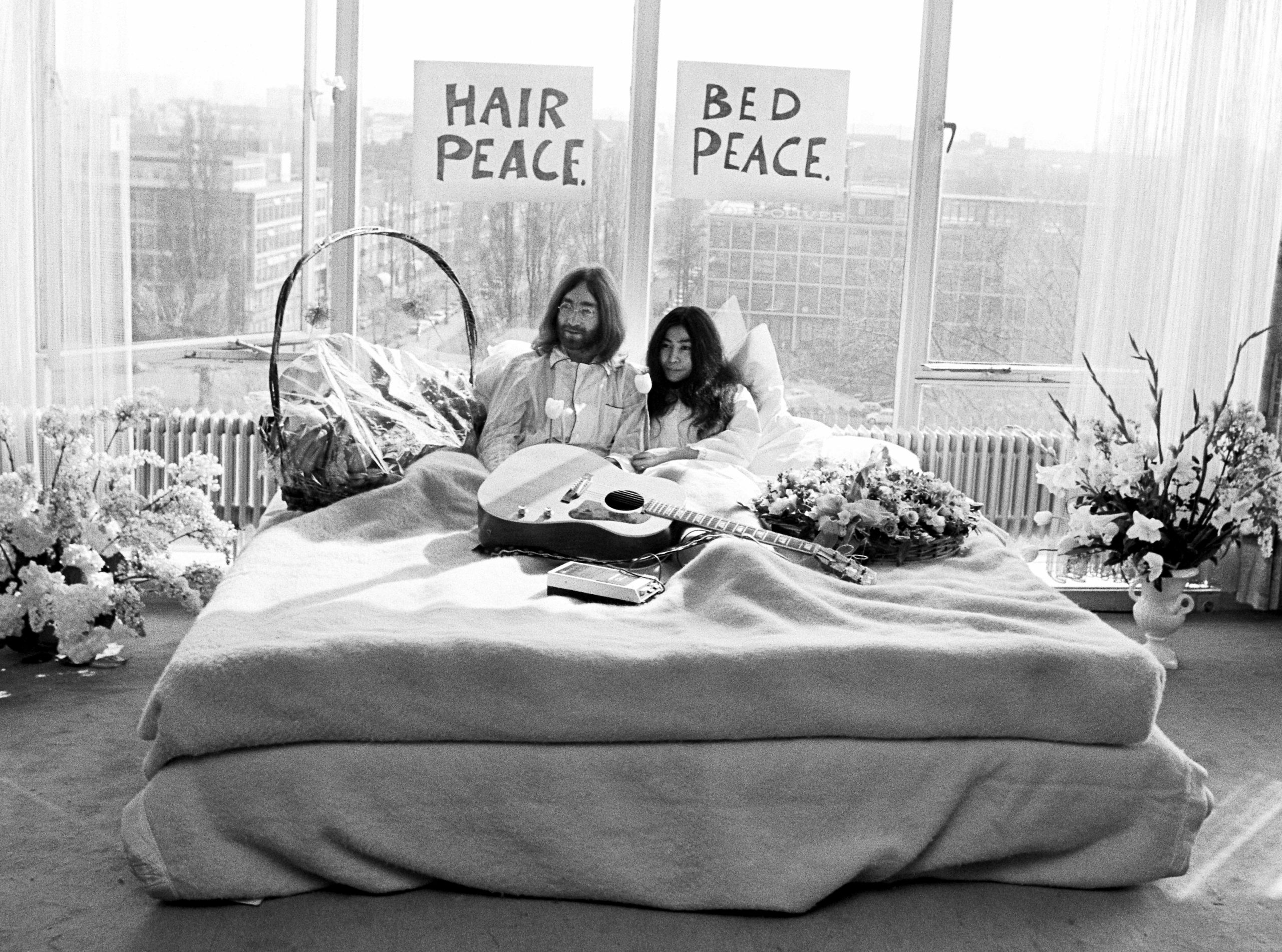 John Lennon & Yoko Ono in Hilton Amsterdam, 1969. © Nico Koster.