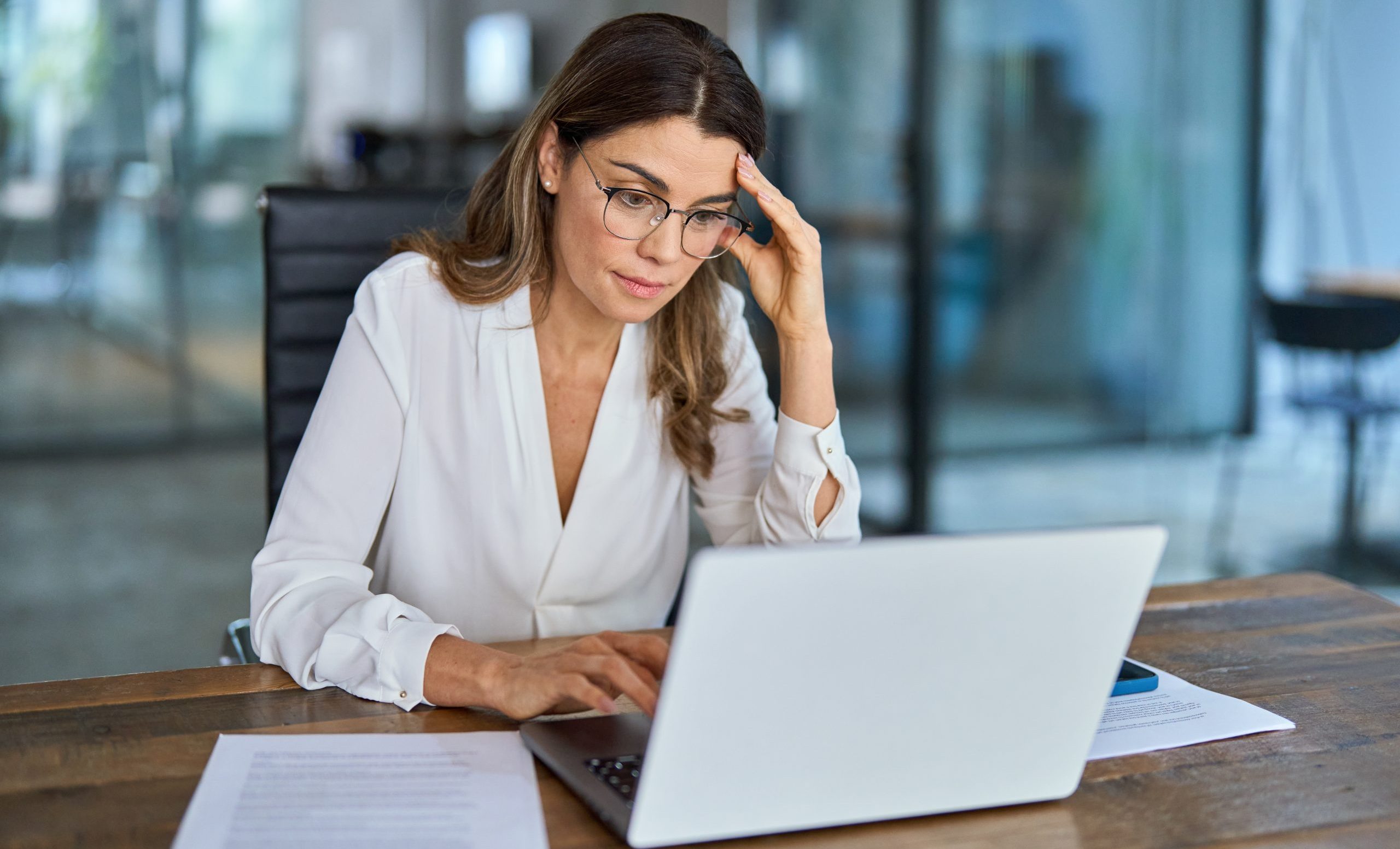 Menopauze op het werk: deze stille uitdaging die miljoenen vrouwen raakt